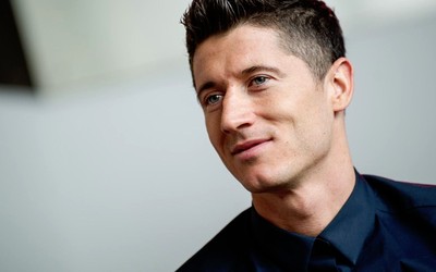 九体育动态-三笘薰欧冠梦不远了